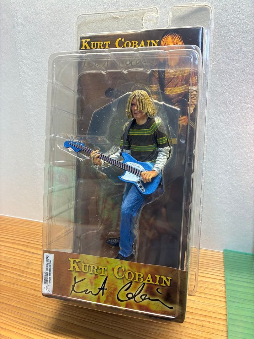 完動品❗️】NIRVANA カート・コバーン18インチ サウンドフィギュア