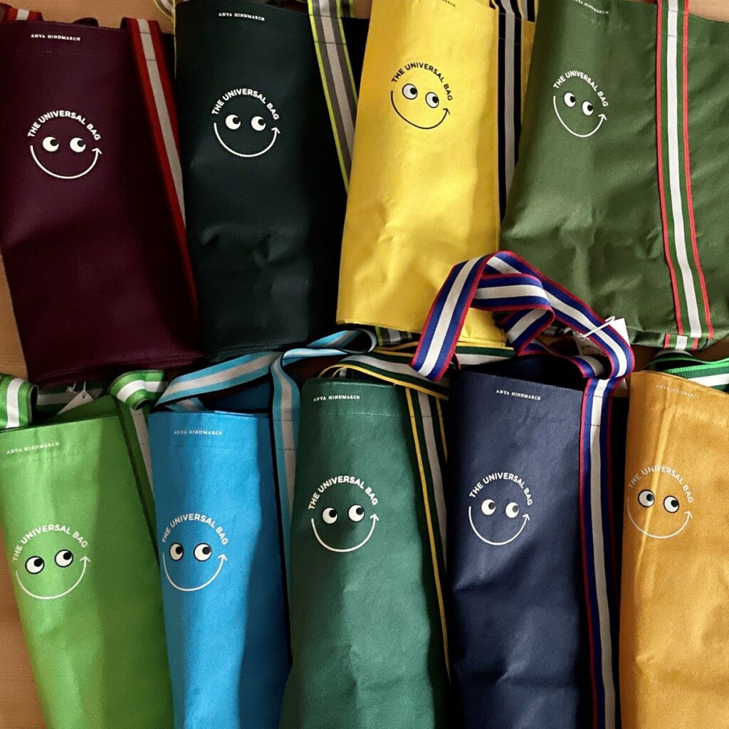 アニヤハインドマーチ コラボバッグ 英国 Bootsブルー エコバッグ