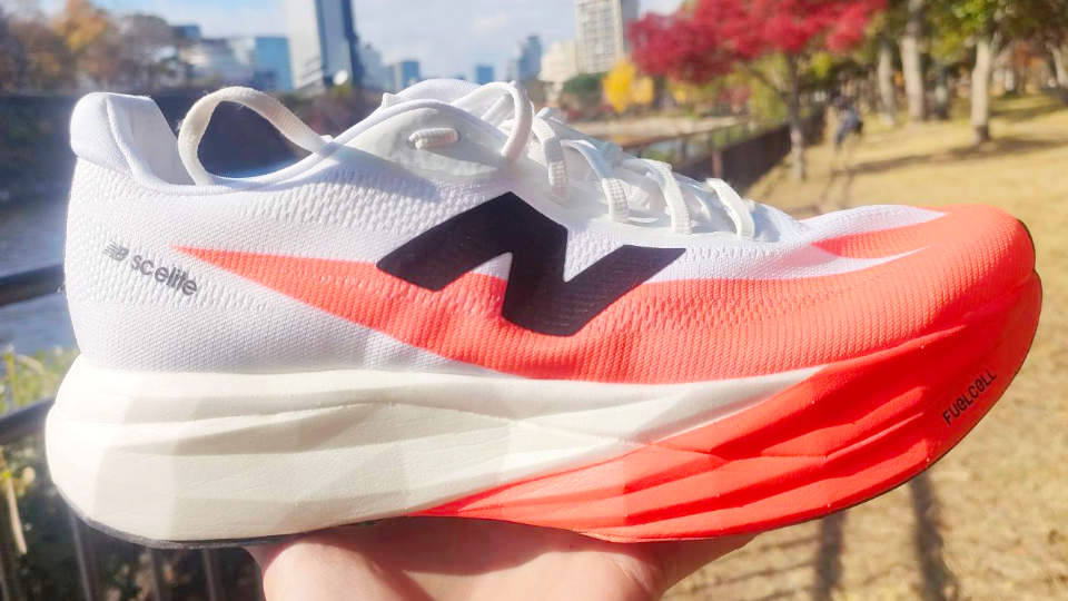 NB】FuelCell SuperComp Elite v5 レビュー│スリム化したけどまだ