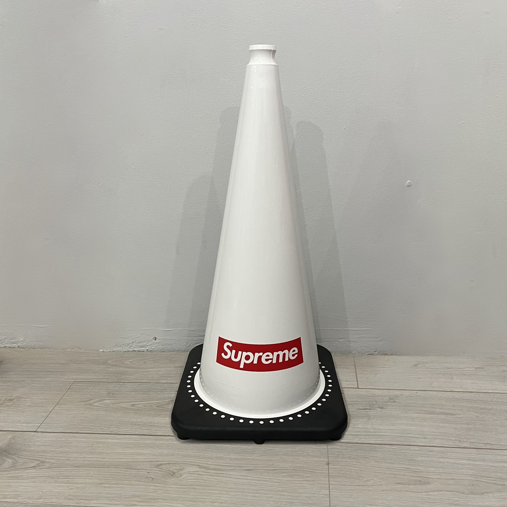 Supreme Traffic Cone FW25 White – único13