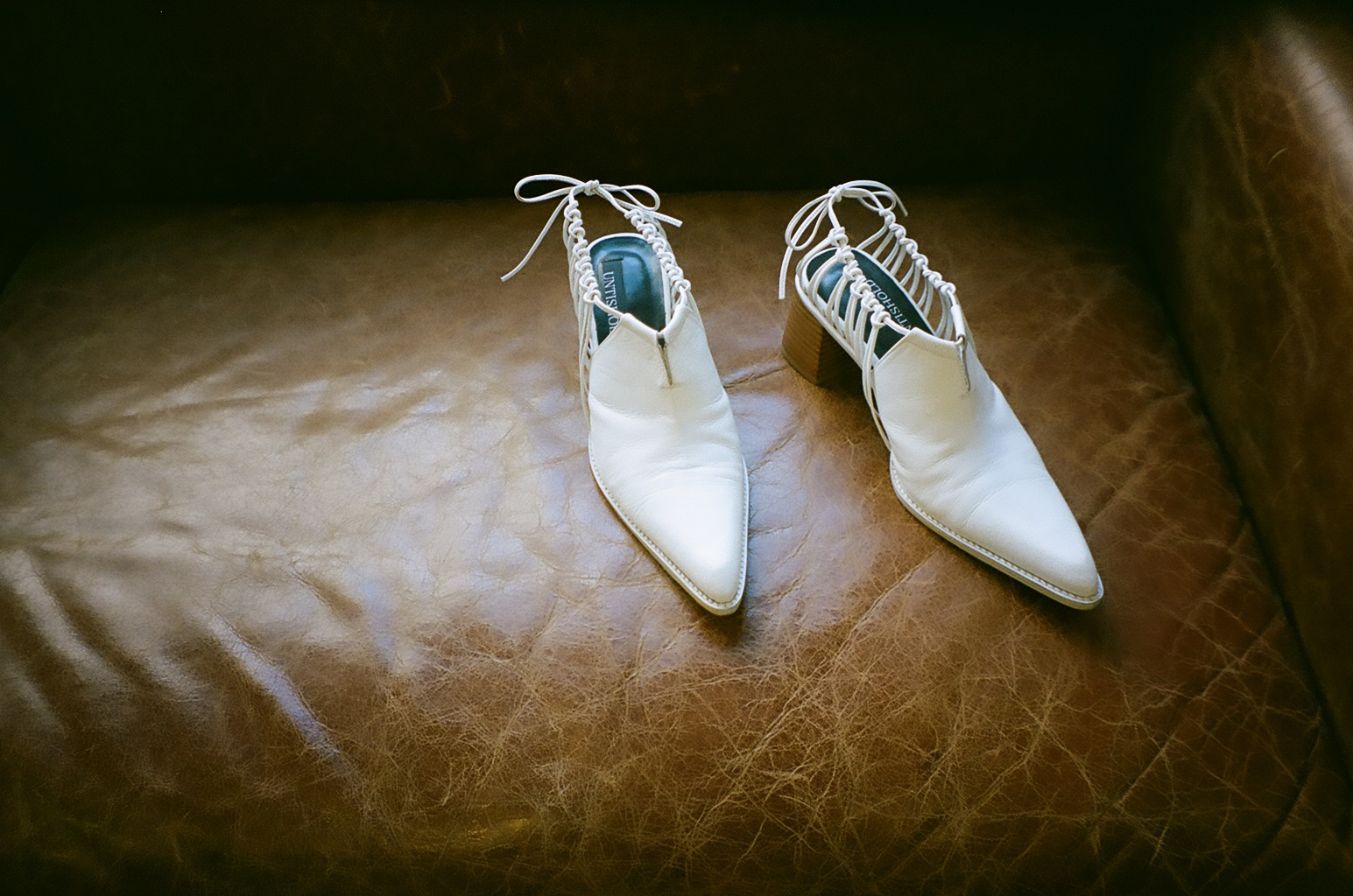 Klara/Black｜UNTISHOLD | アンチショルドの公式オンラインストア