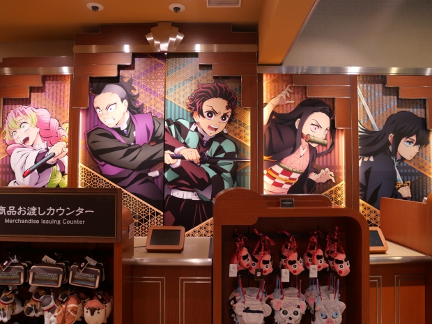 USJ】鬼滅の刃グッズ2024まとめ！刀鍛冶＆柱稽古最新コラボ！Tシャツ