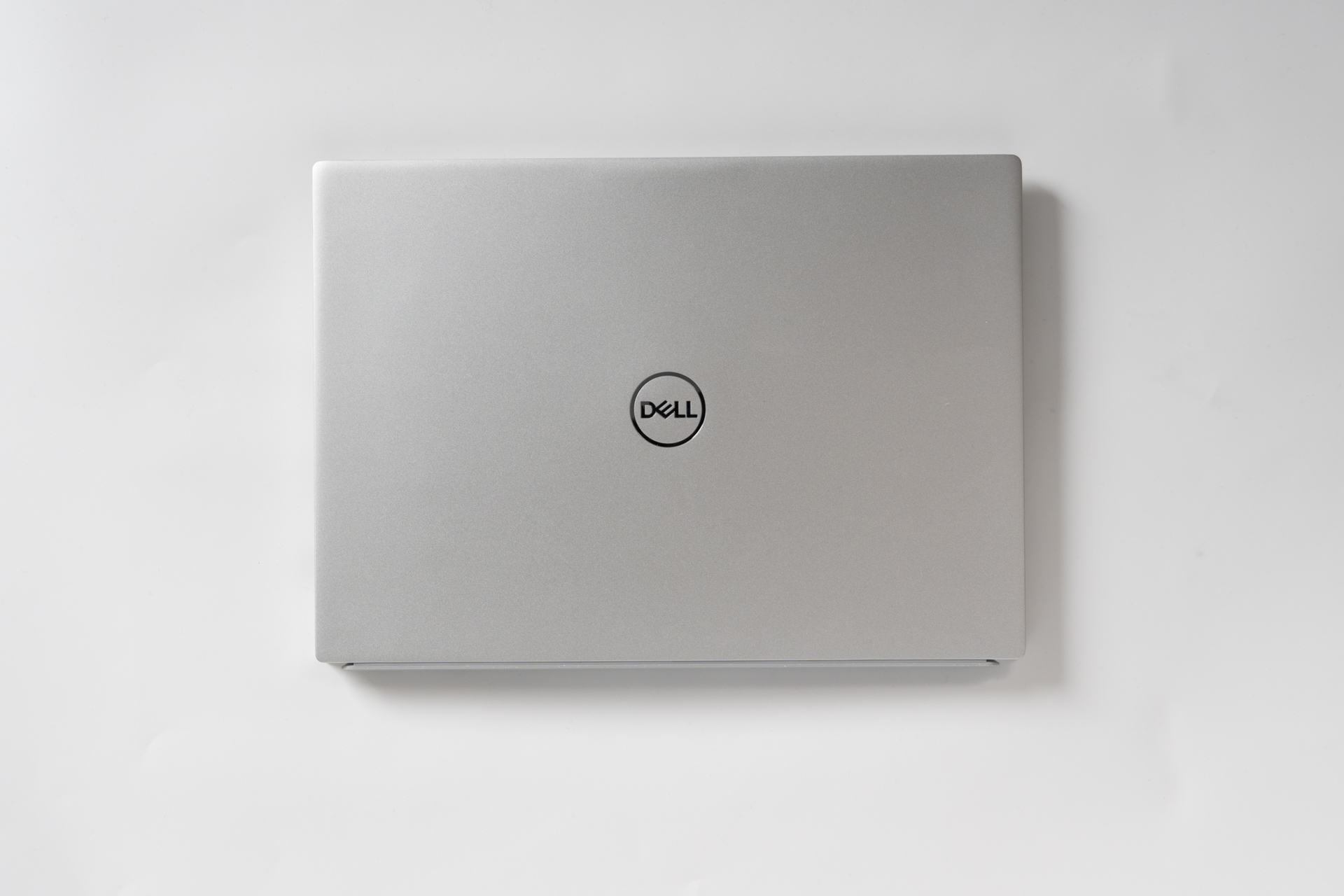 Dell Inspiron 13 5330（インテル） レビュー 持ち運びならCore i3