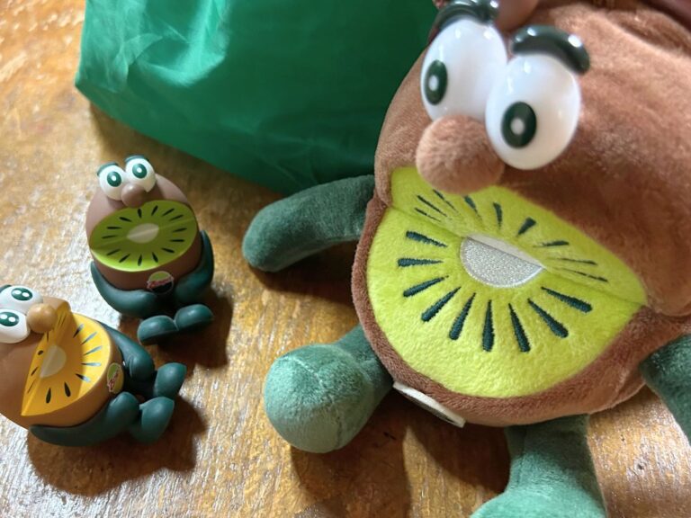 売り切れ前にゲット必須！」「InRed7月号限定のキウイブラザーズエコ