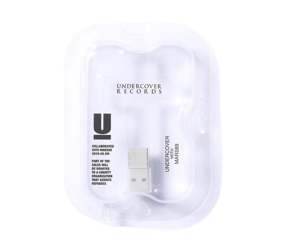 Mars89 × UNDERCOVER】十字架型のUSBメモリスティックが6月13日に発売