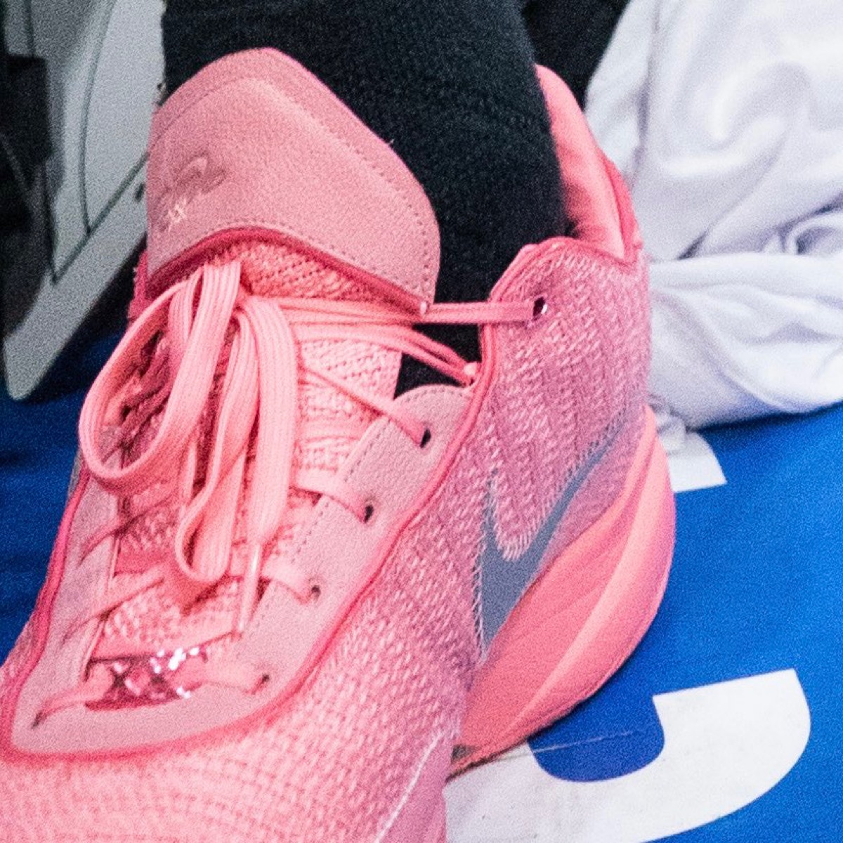 Nike LeBron 20 “Pink Diamond”が国内8月1日より発売［DJ5423-600