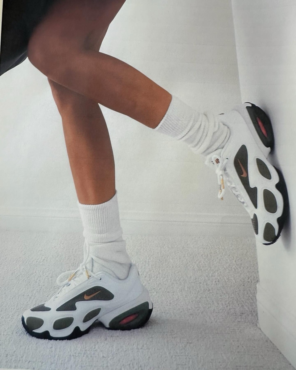 Veneda Carter x Nike Air Max Museが国内8月13日より発売［HV9928-100