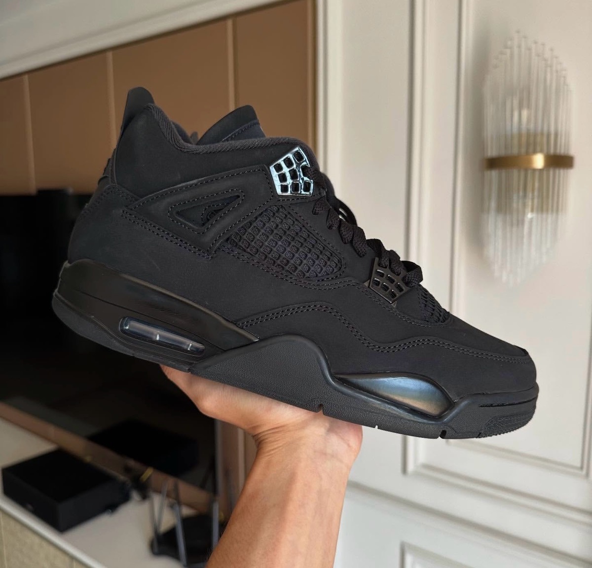 Nike Air Jordan 4 Retro “Black Cat”が国内11月28日に復刻発売