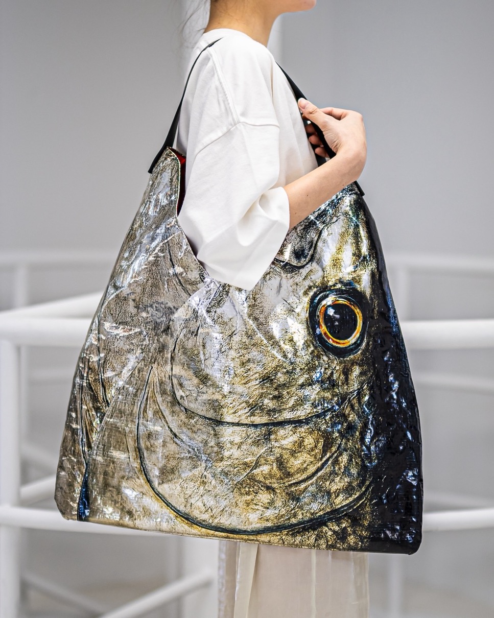 doublet x beta post 26SS マグロ型トートバッグ『TUNA HEAD BAG』が