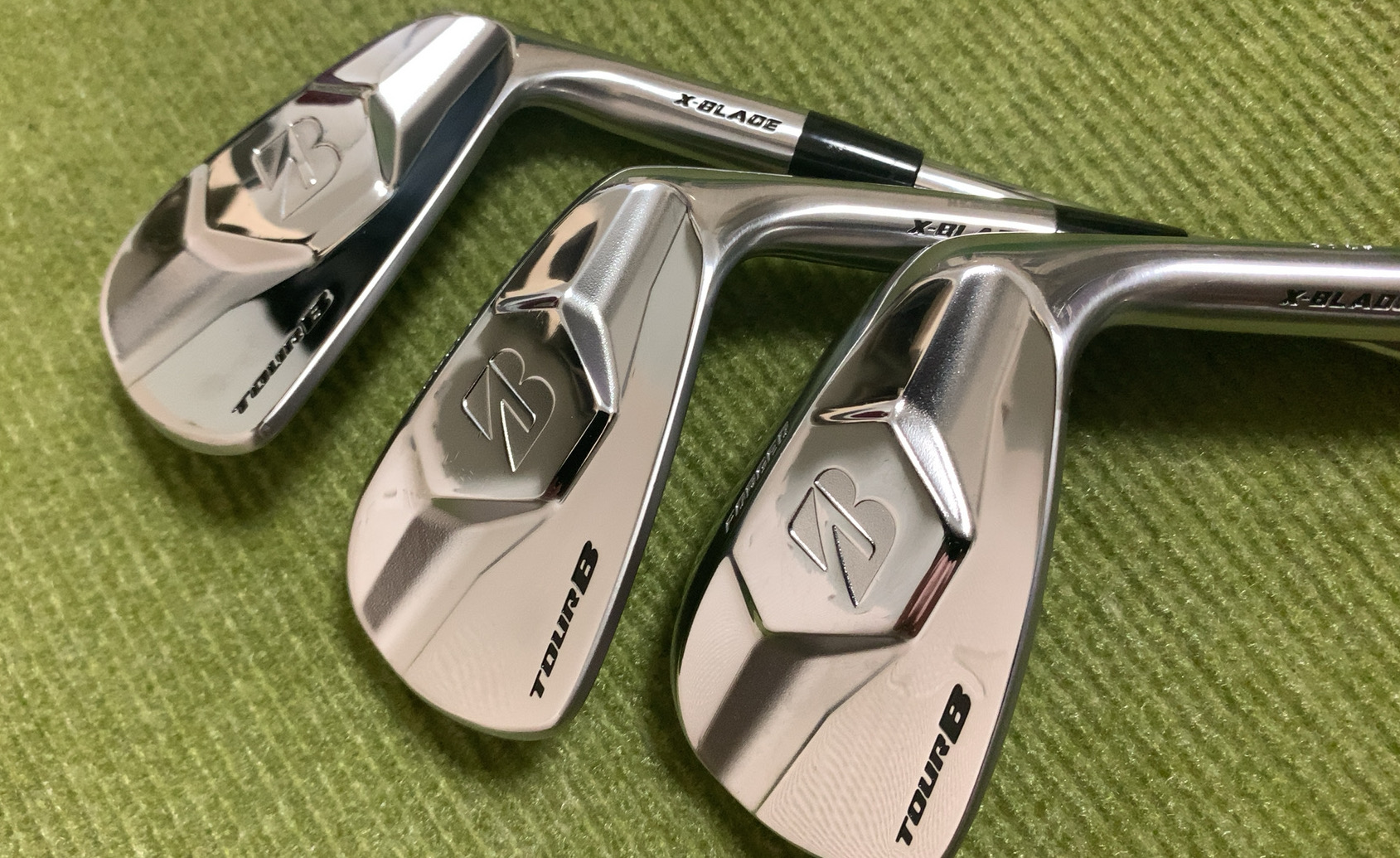 ブリヂストンゴルフ TOUR B X-BLADE を入手！ – ゴルフ上手くなった