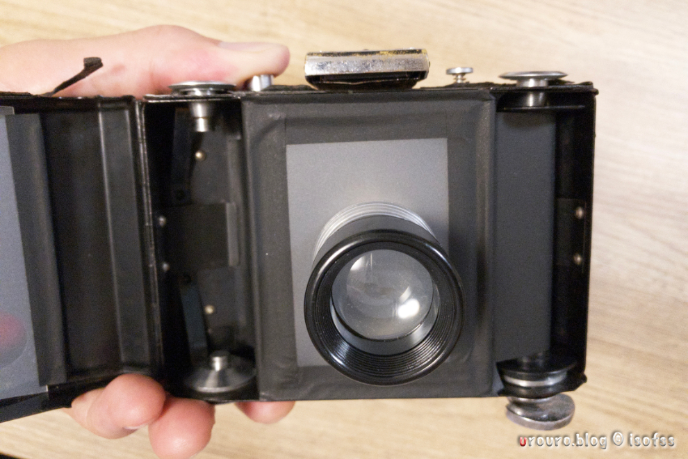 精巧な機械仕掛けカメラが手作りだと？興味本位でZEISS IKON蛇腹カメラ