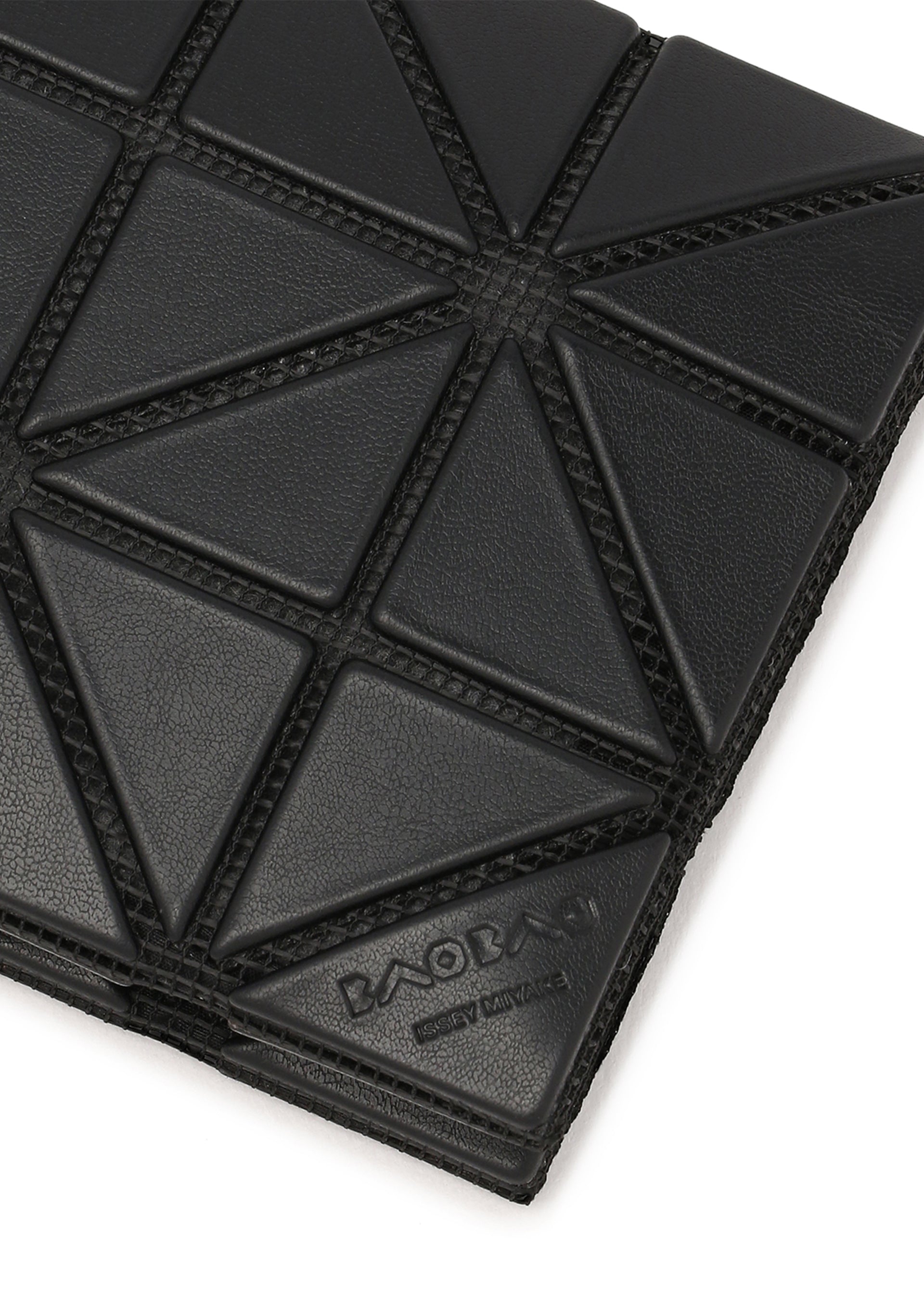 CARD CASE MATTE – ISSEY MIYAKE ONLINE STORE