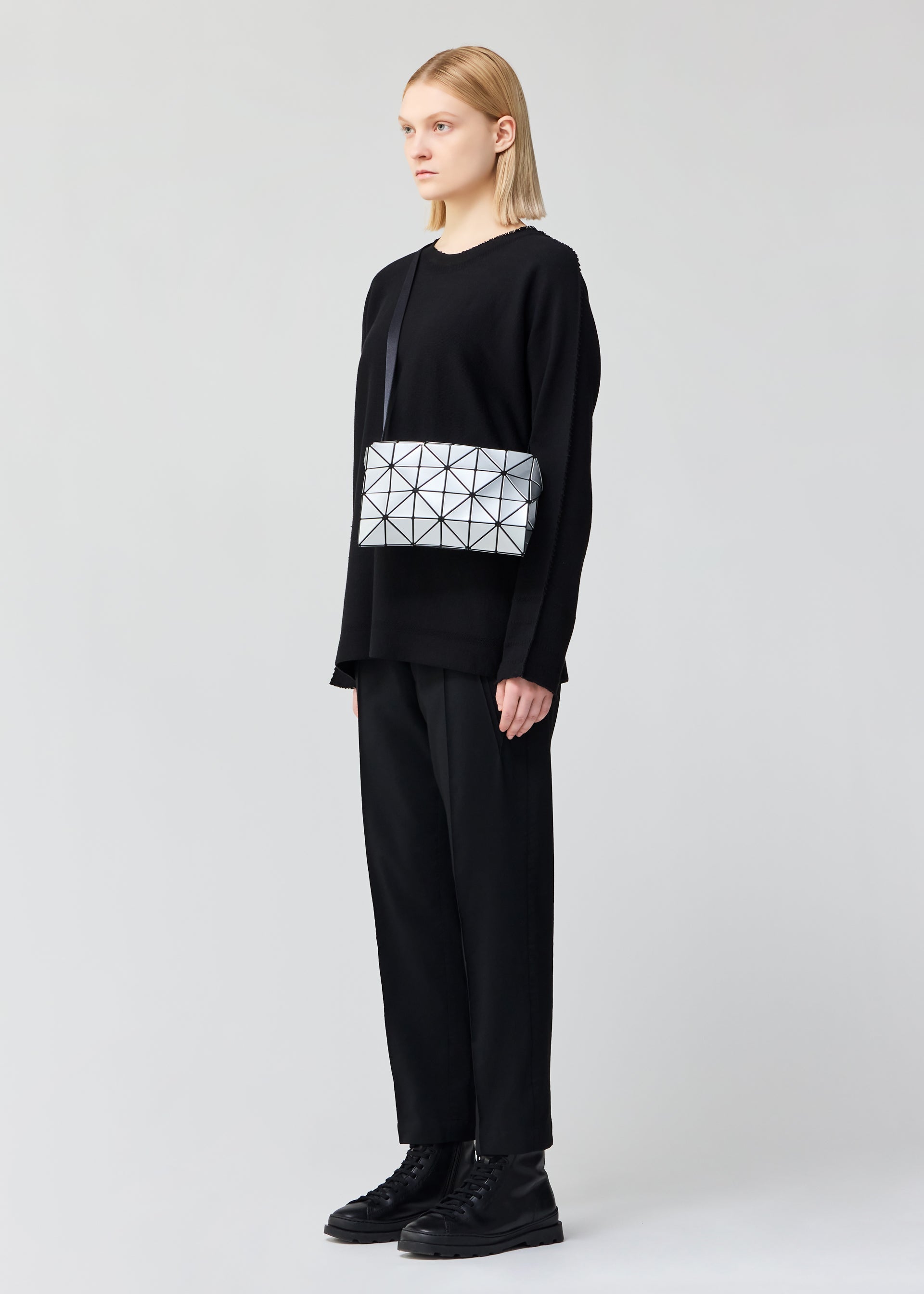 CARTON – ISSEY MIYAKE ONLINE STORE