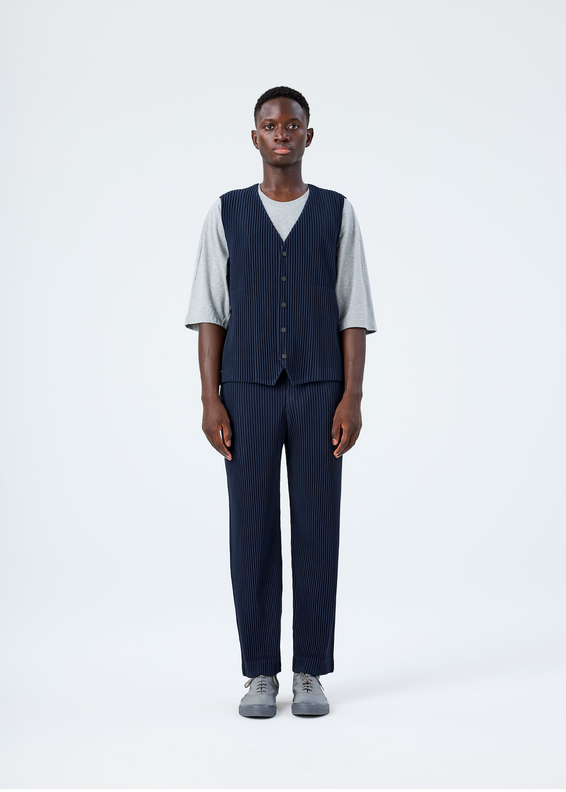 BASICS – ISSEY MIYAKE ONLINE STORE