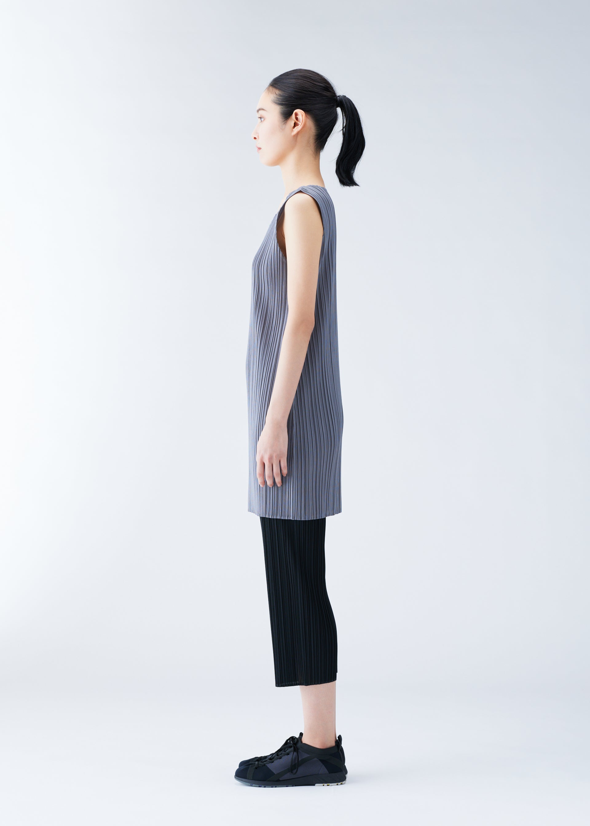 BASICS – ISSEY MIYAKE ONLINE STORE