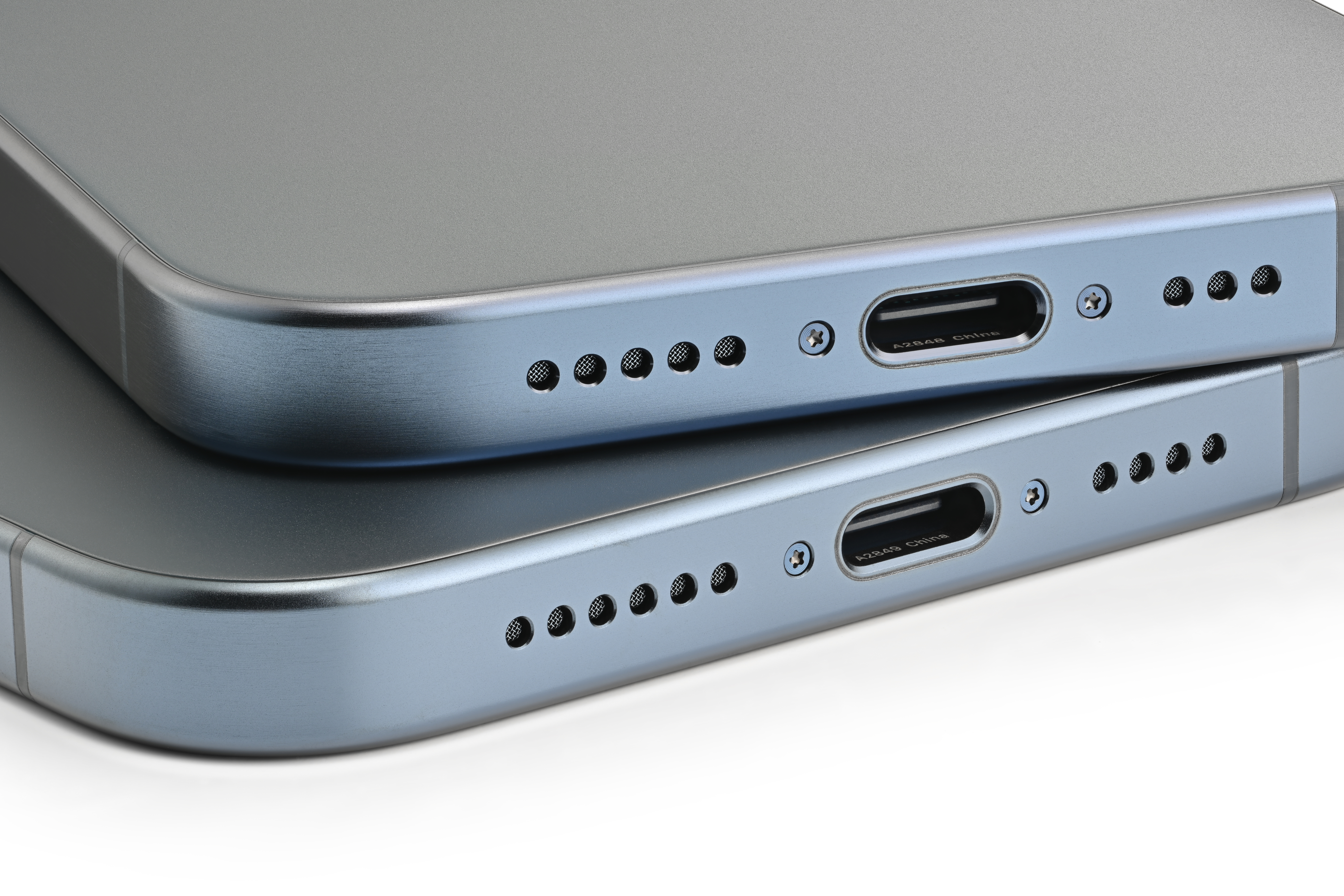 iPhone 15の分解によって、ソフトウェアのロックダウンが判明 - iFixit