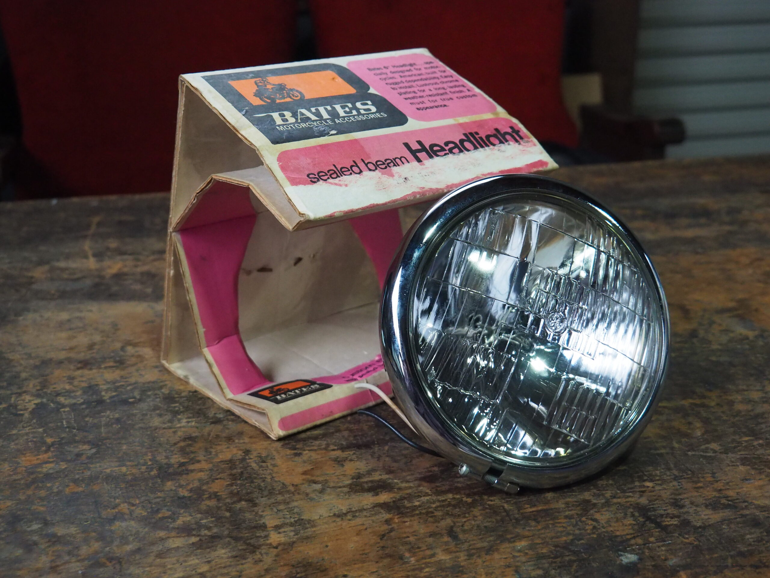 BATES ベイツヘッドライトNOS サイドマウント | Vintage-Parts-Shop