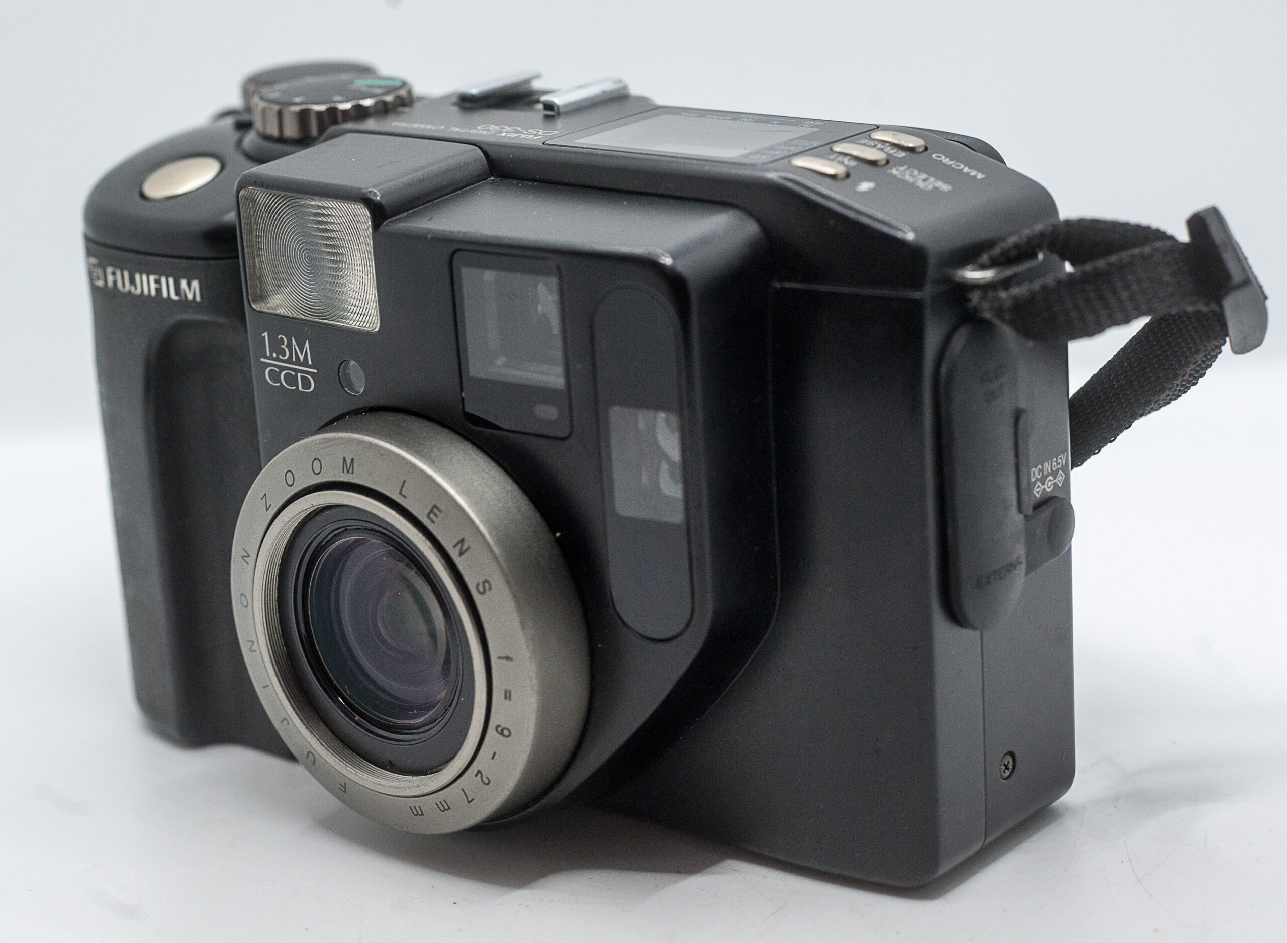 Fujix DS-330 - Vintage Digital Camera #digitalclassic - Vintagelens