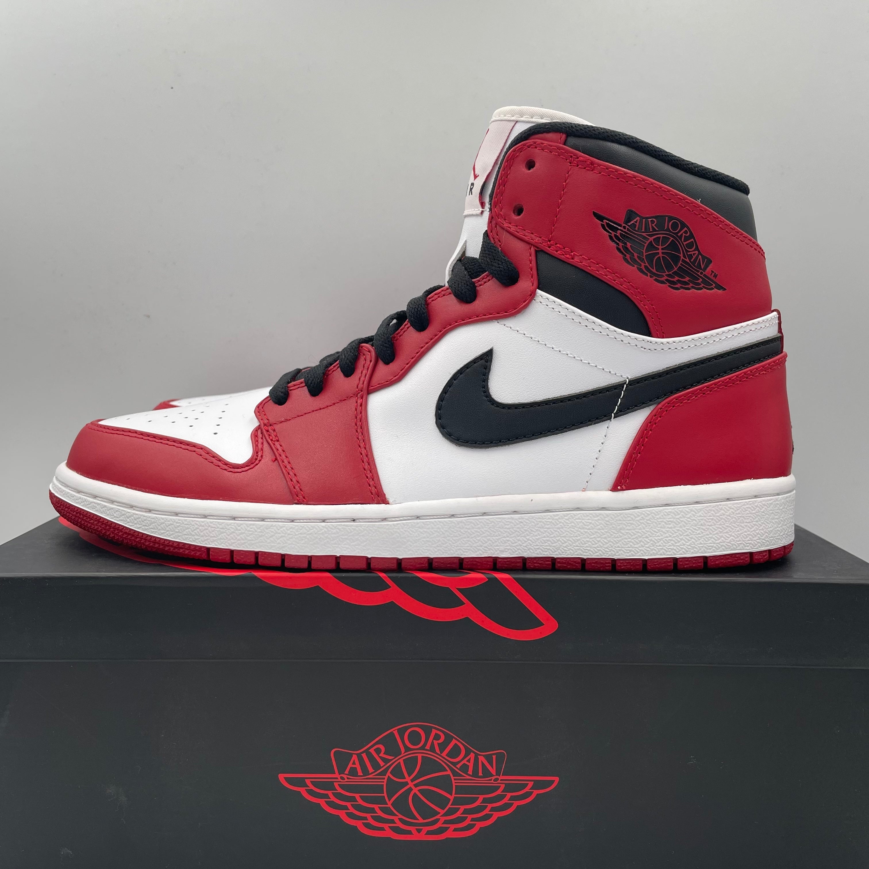 Nike Air Jordan 1 Retro High 