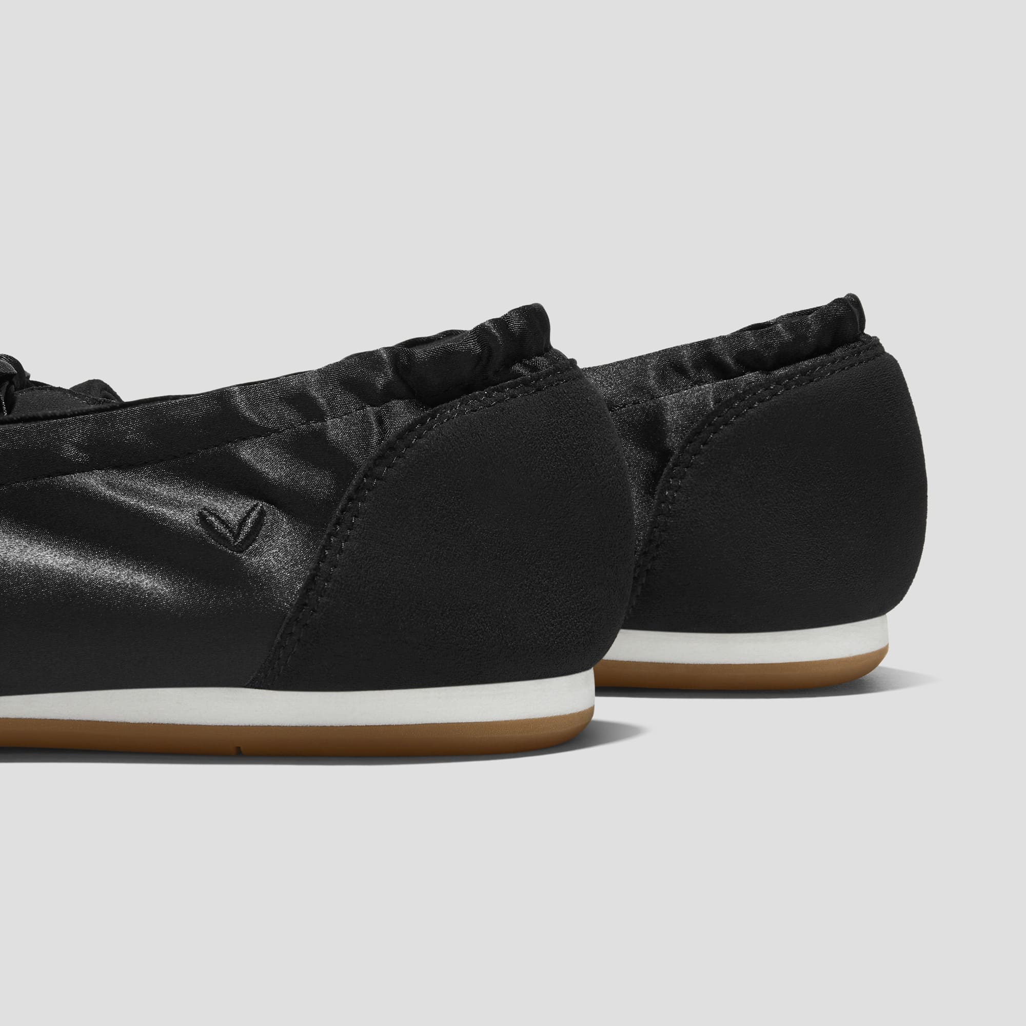 Yanka] ラウンドトゥ レースアップ スニーカーリーナ – VIVAIA JAPAN