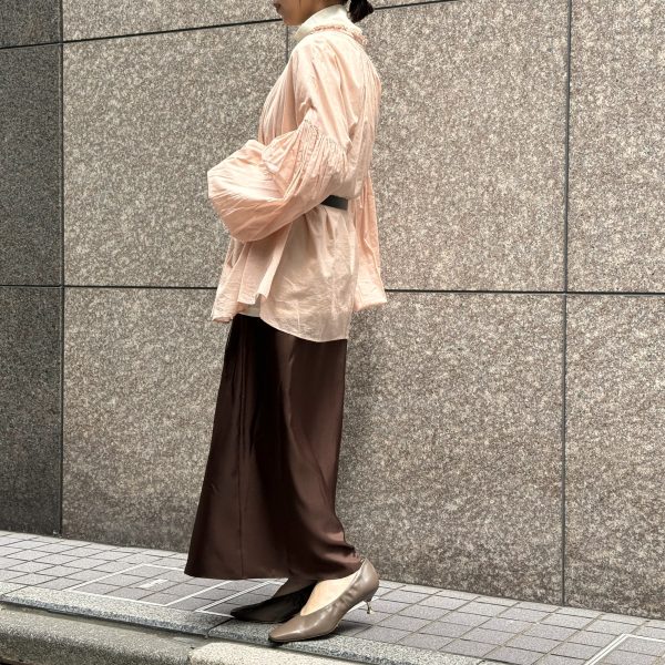 2WAYで着られてオールシーズンOK！ウィムガゼット「大人ピンクブラウス