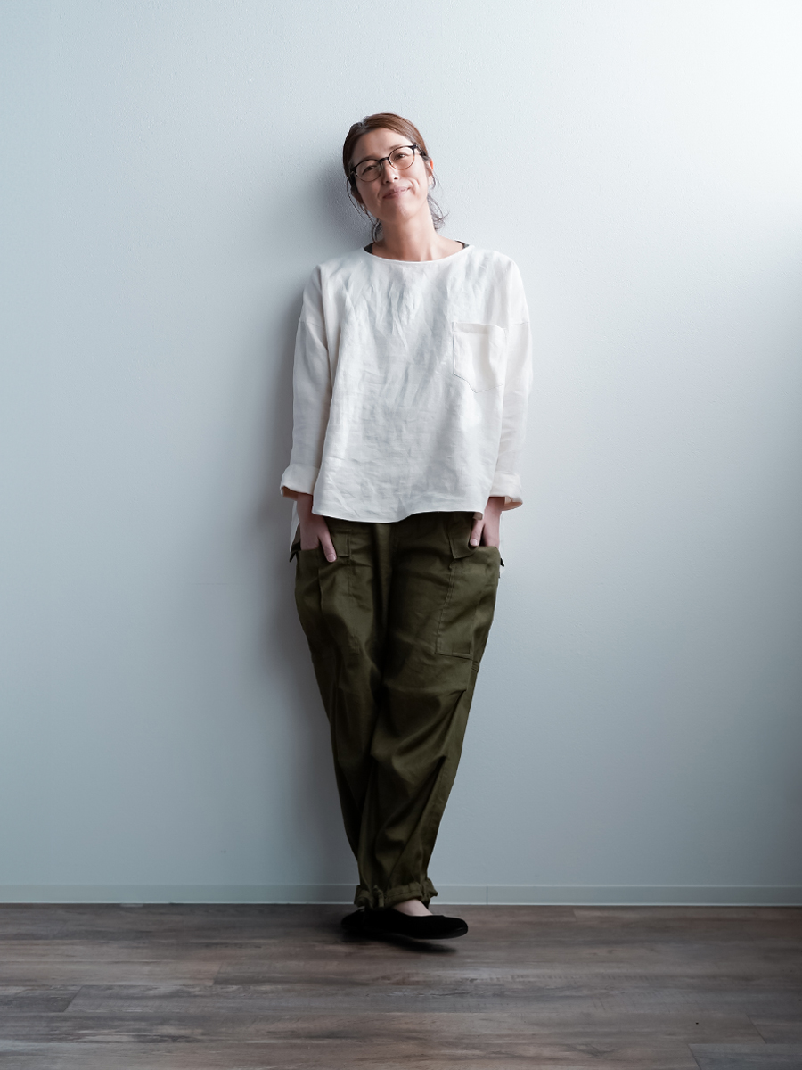 リネントップス】前後差の着丈がポイント！ ポケット付き ゆるT