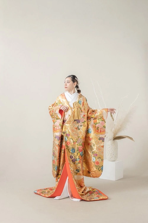 花鳳凰｜熊本でご案内できる色打掛コレクション｜和婚スタイル