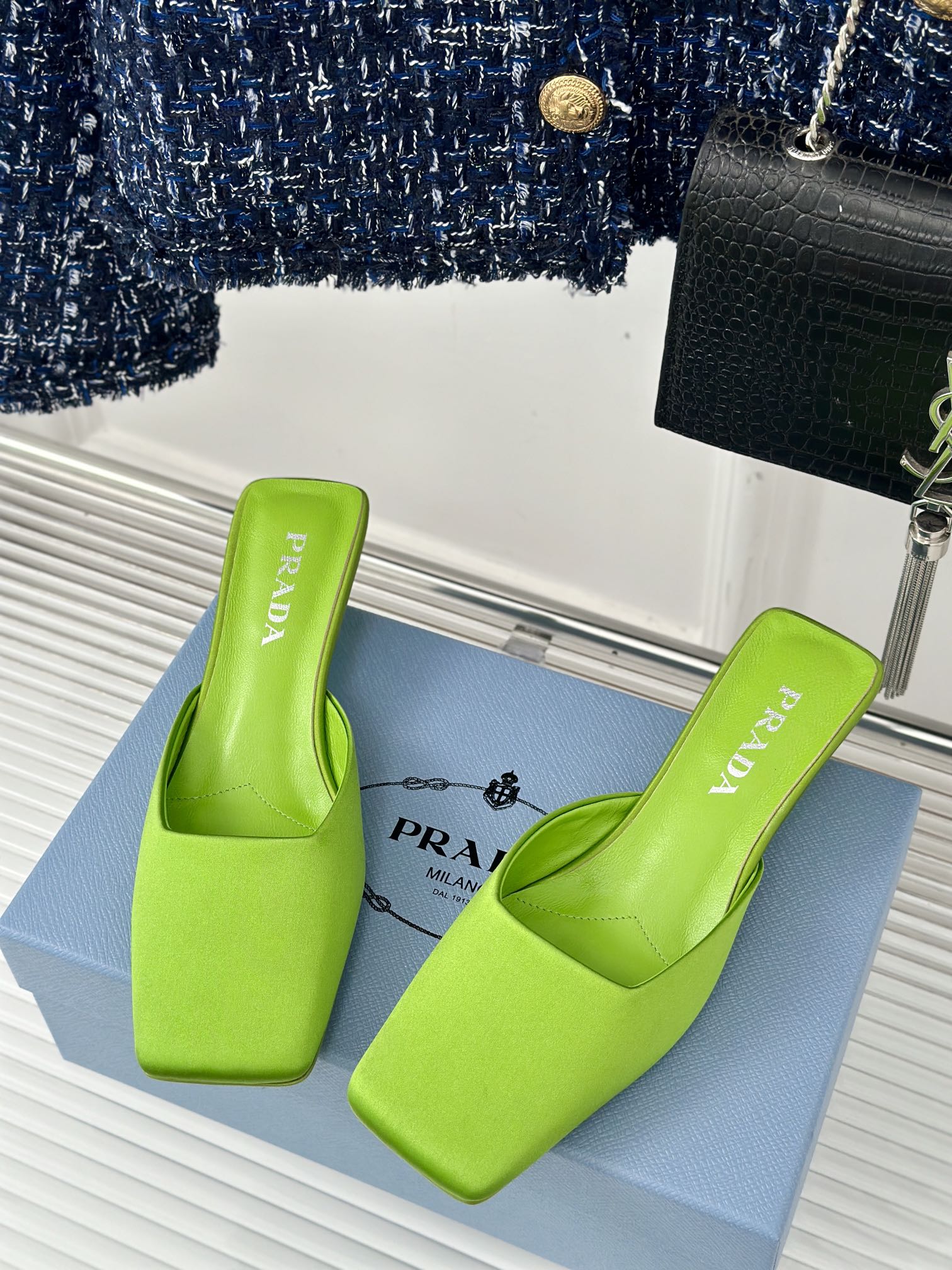 最高級プラダスーパーコピー靴 プラダミュールコピー サテン ミュール