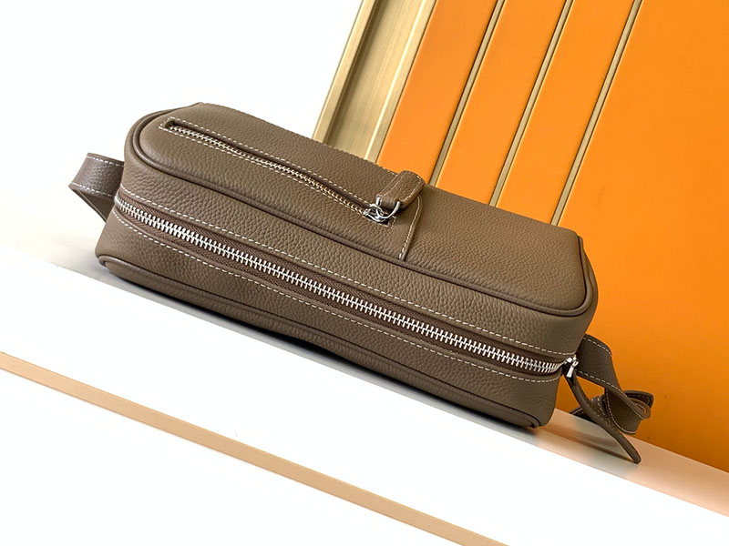 エルメス メンズ ショルダーバッグ バッグミニ 28cm エトゥープ トゴ