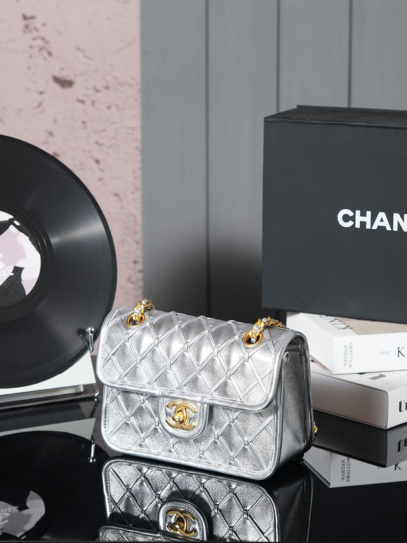 シャネル バッグ 2025 新作 CHANEL ショルダーバッグ 人気 ブランド