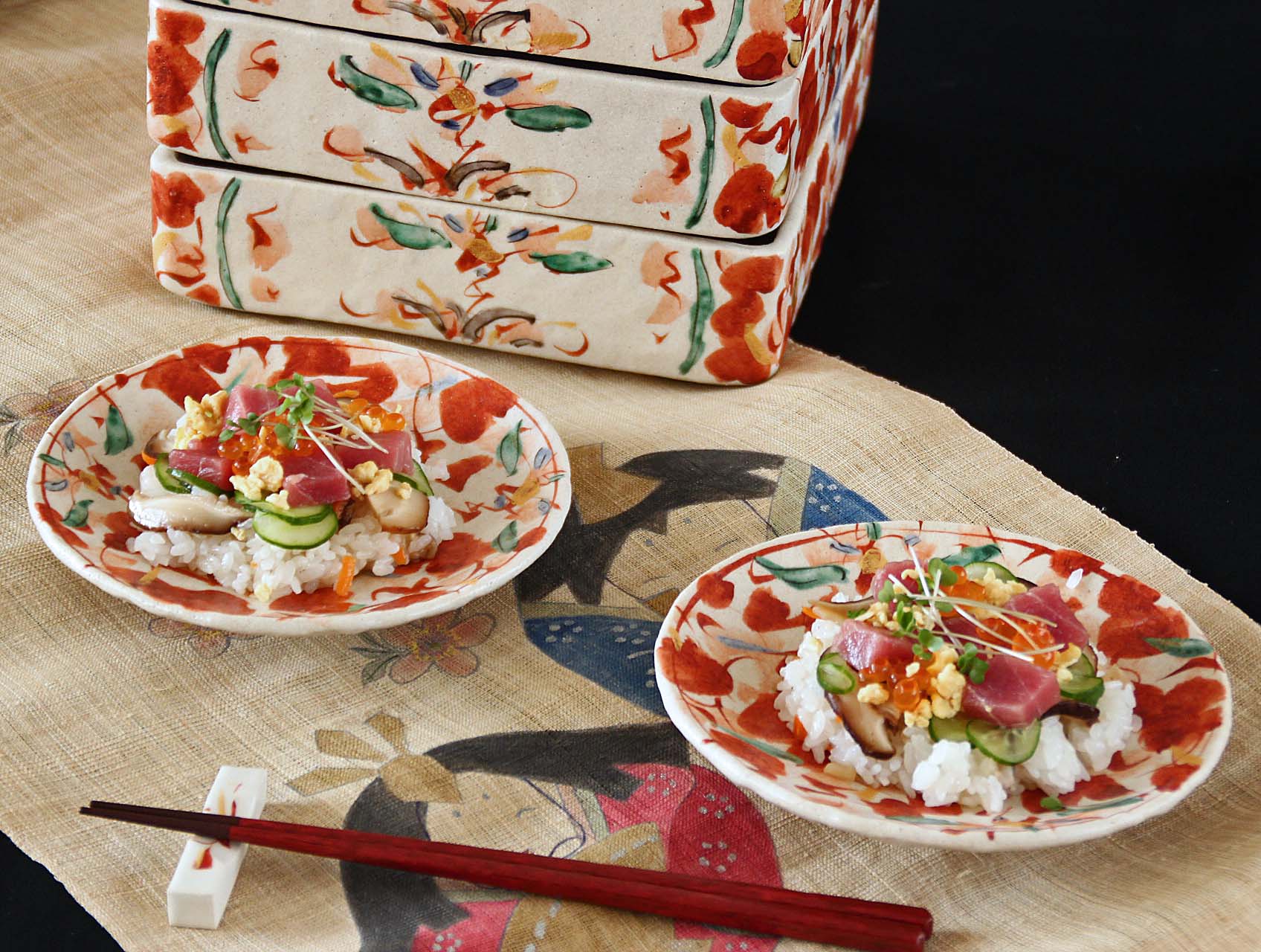 赤絵花舞小皿 - 【おとなの和食器屋 さんすい通販本店】