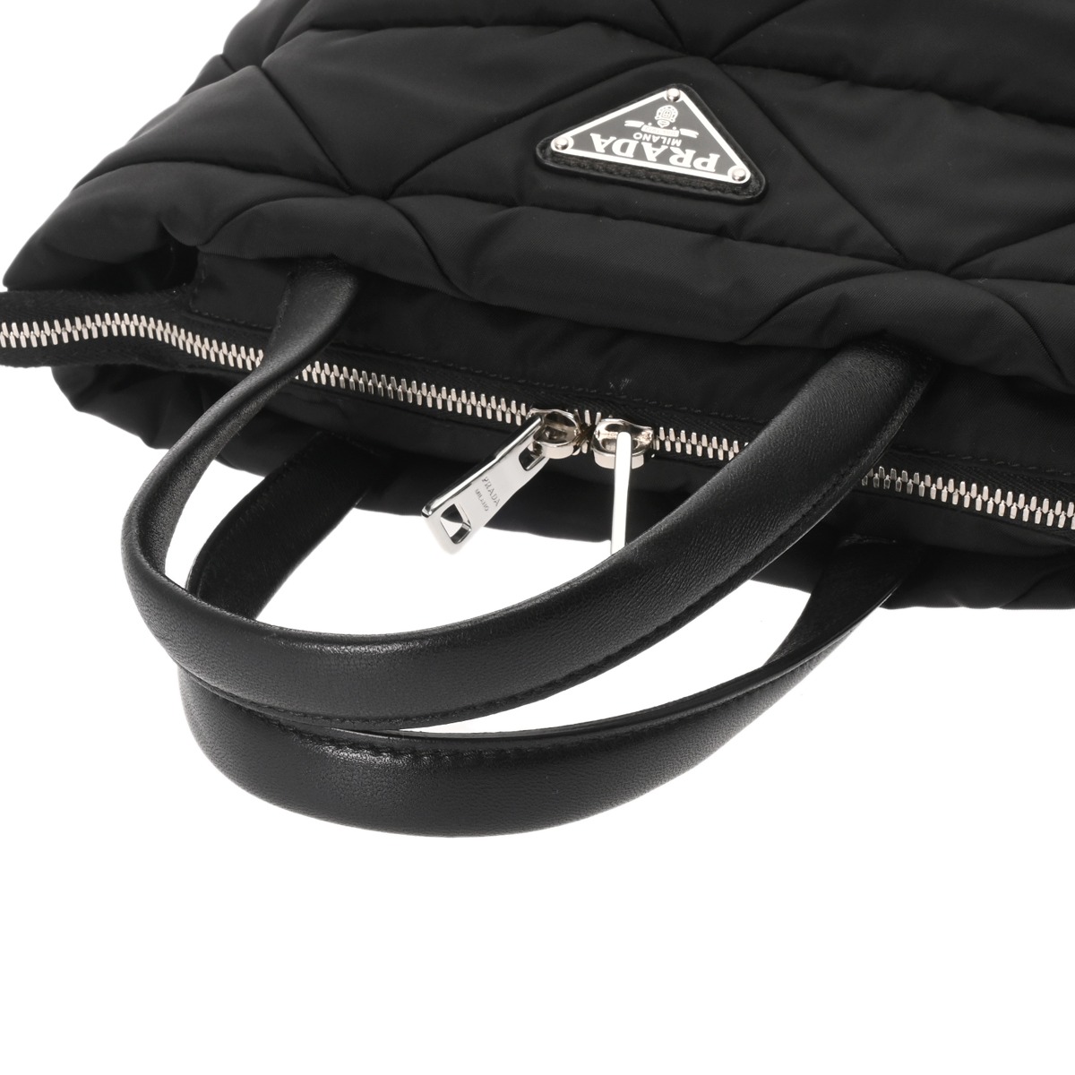 プラダ ミニ パデッド トートバッグ Re-Nylon ブラック ナイロン