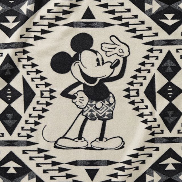 世界限定1928枚！ 生誕90周年のオールドミッキーとペンドルトンの