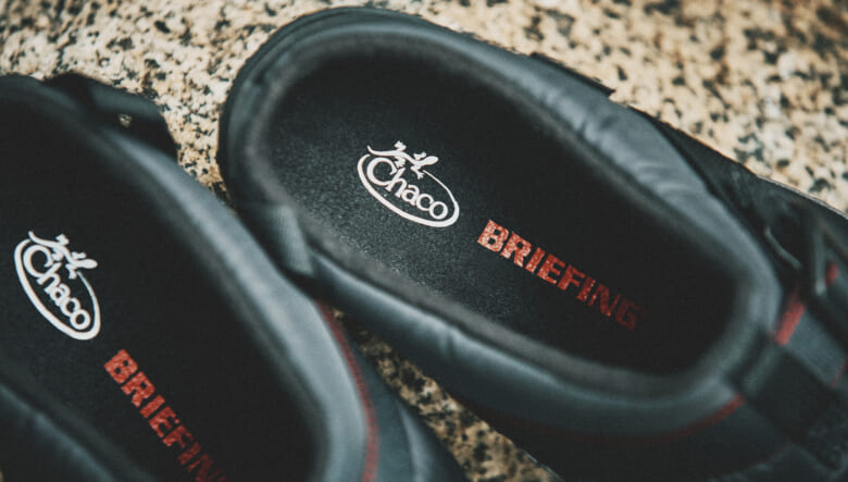 ブリーフィング×チャコがコラボ！ 人気クロッグが秋冬コーデをシックに
