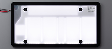 大型車用｜製品情報｜光るナンバープレートのパイオニア、ワールド