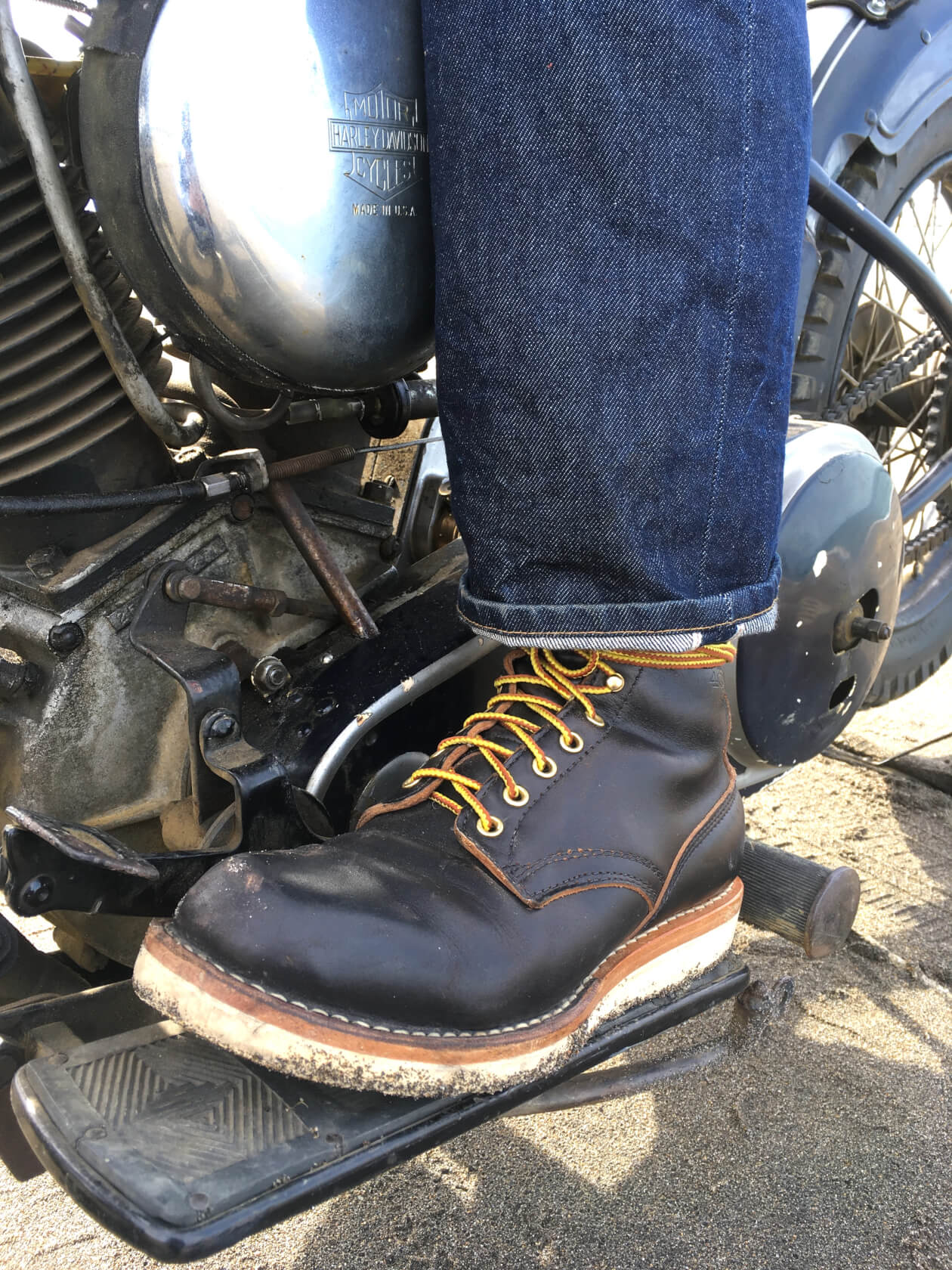 3 MONTH AFTER / 4Q FOREMAN – WHITE'S BOOTS