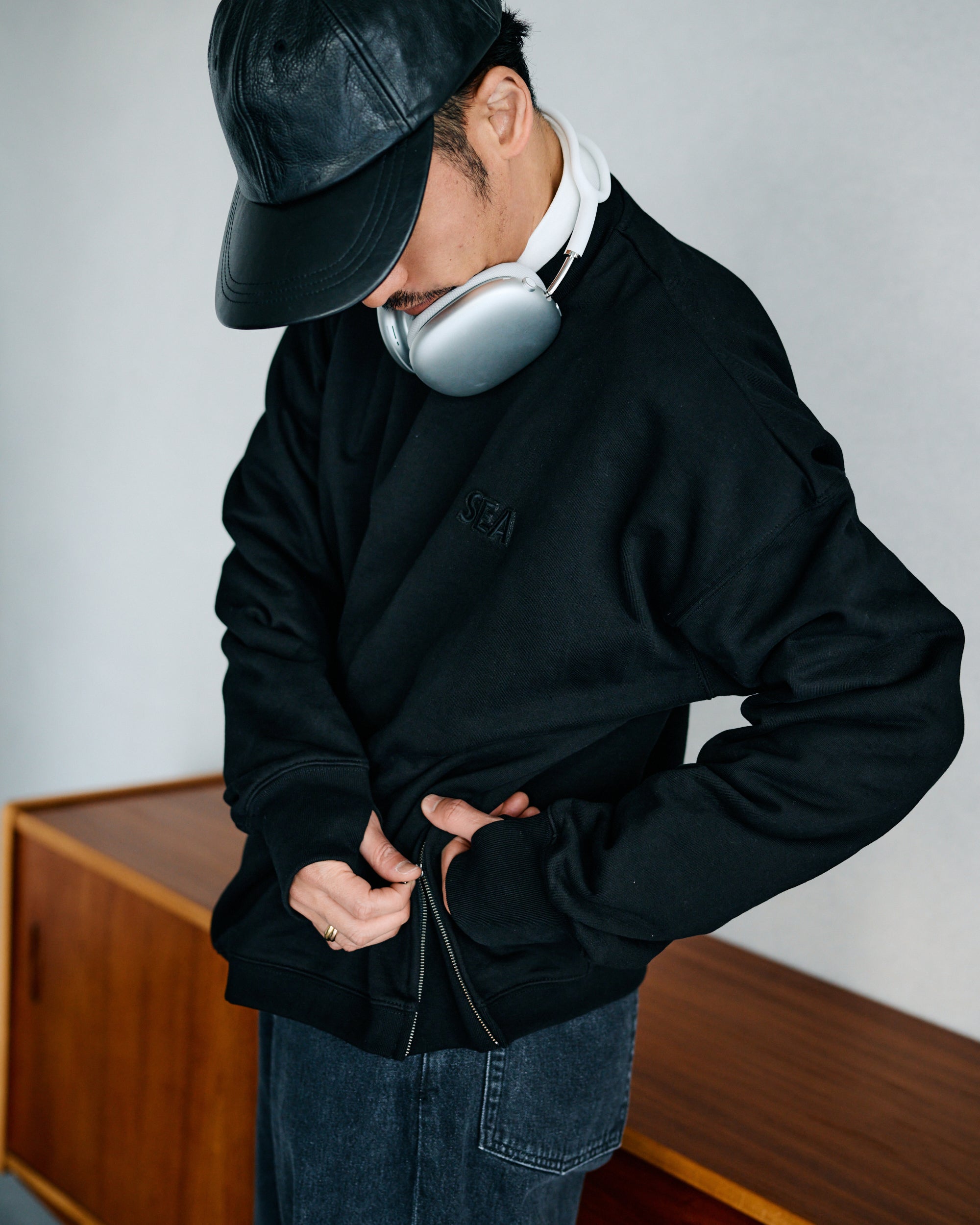 Cozy Crewneck Sweatshirt – WIND AND SEA