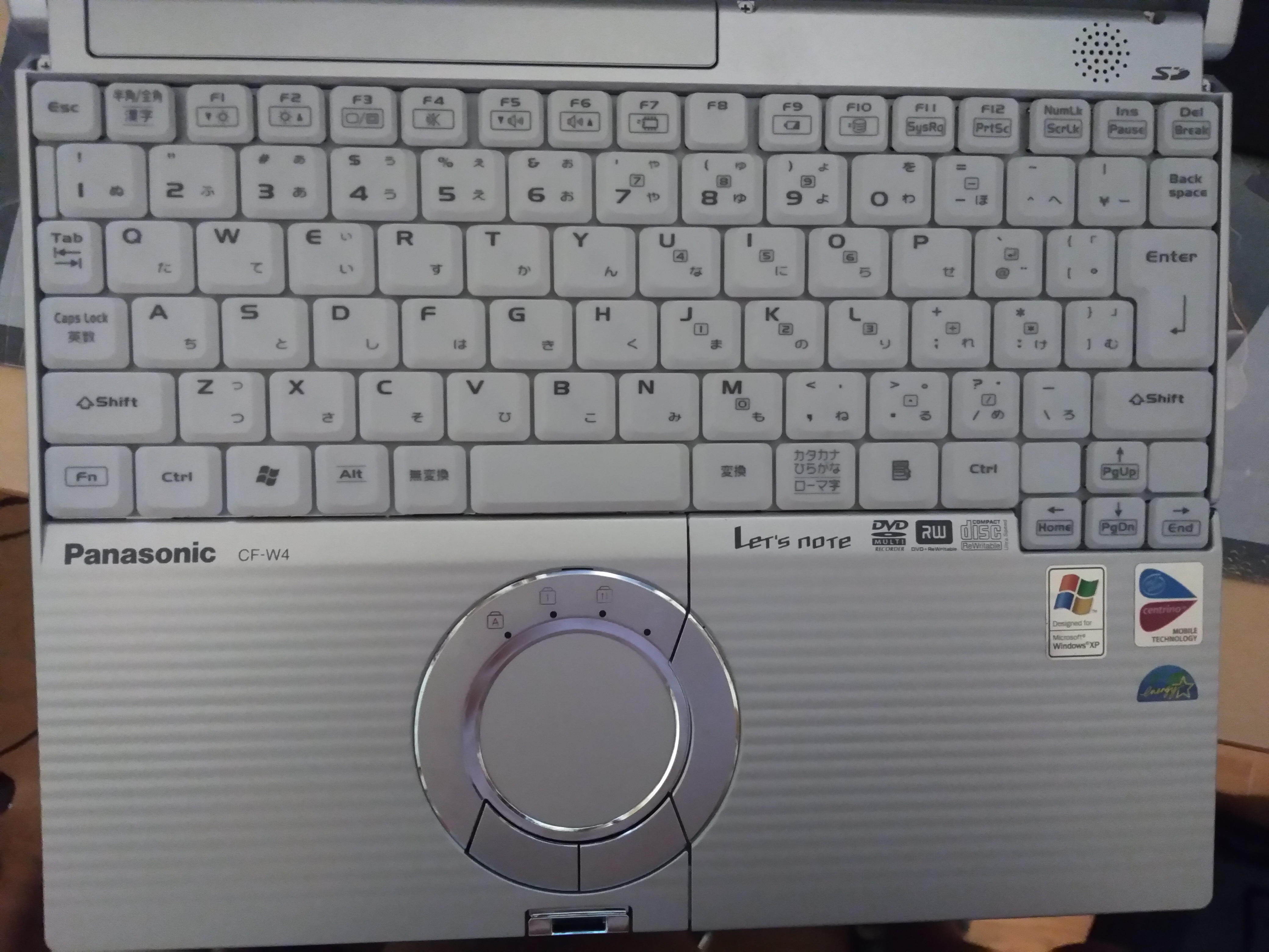 Panasonic CF-W4を分解してみた | WorkDesign