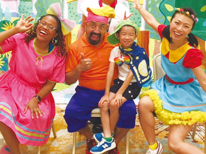 夏の始まりはサマー・スプラッシュ！｜【公式】「ディズニー英語