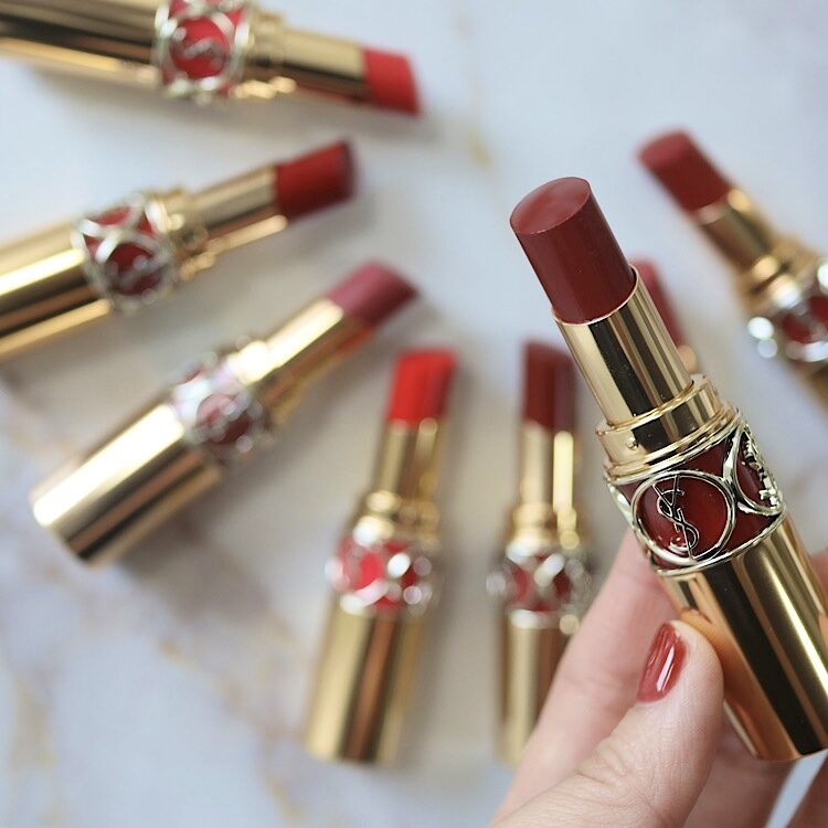 イヴ・サンローランの「ルージュ ヴォリュプテ シャイン」全色