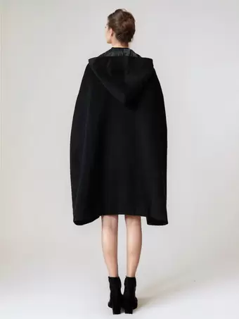 フード付きブラックウールケープコート オーバーサイズポンチョ 冬