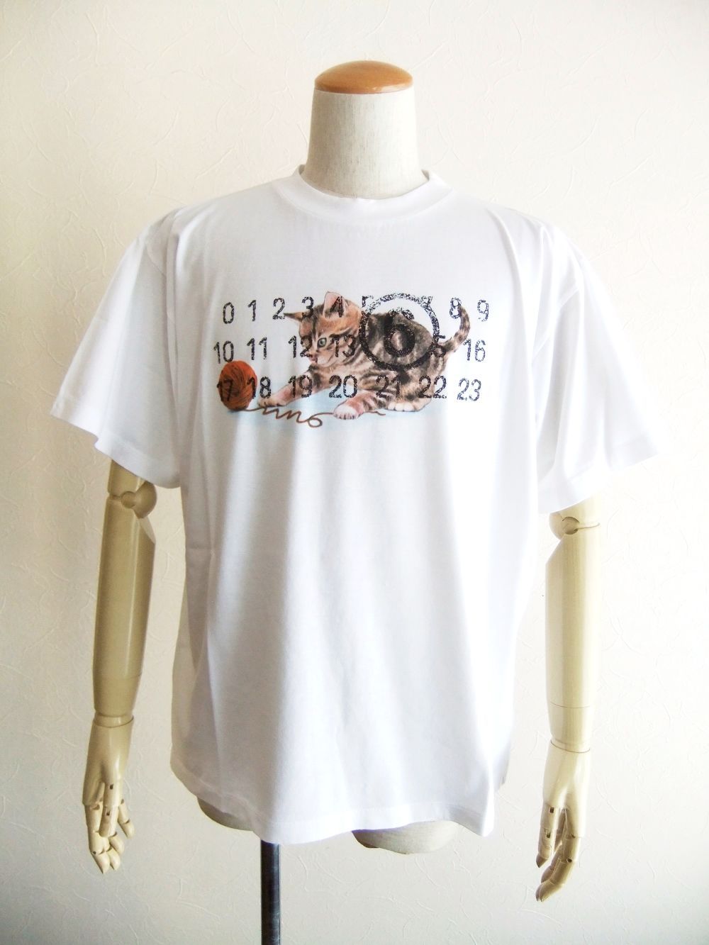 MM6 Maison Margiela - 《MM➅》 Maison Margiela CAT / LOGO PRINT T