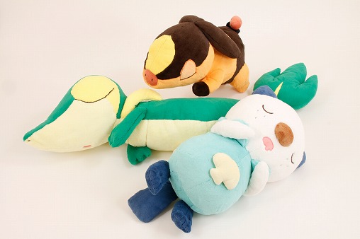 抱き心地満点，「2012年初夢ぬいぐるみ ツタージャ・ポカブ