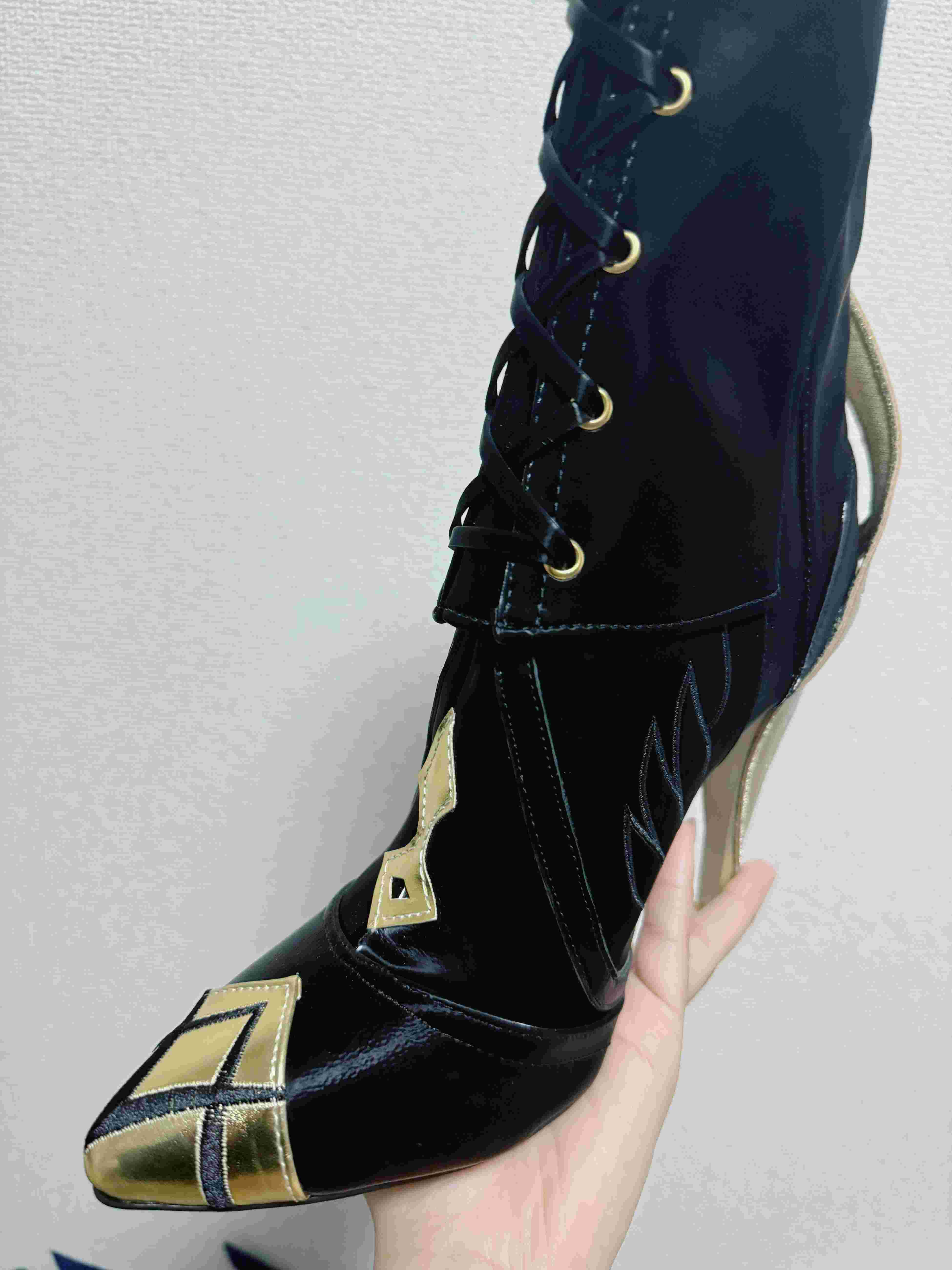 三分妄想 原神 アルレッキーノ 召使 フォンテーヌ コスプレ 靴