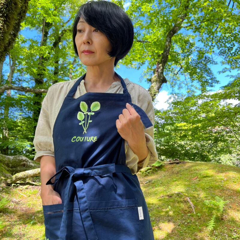 手刺繍エプロン