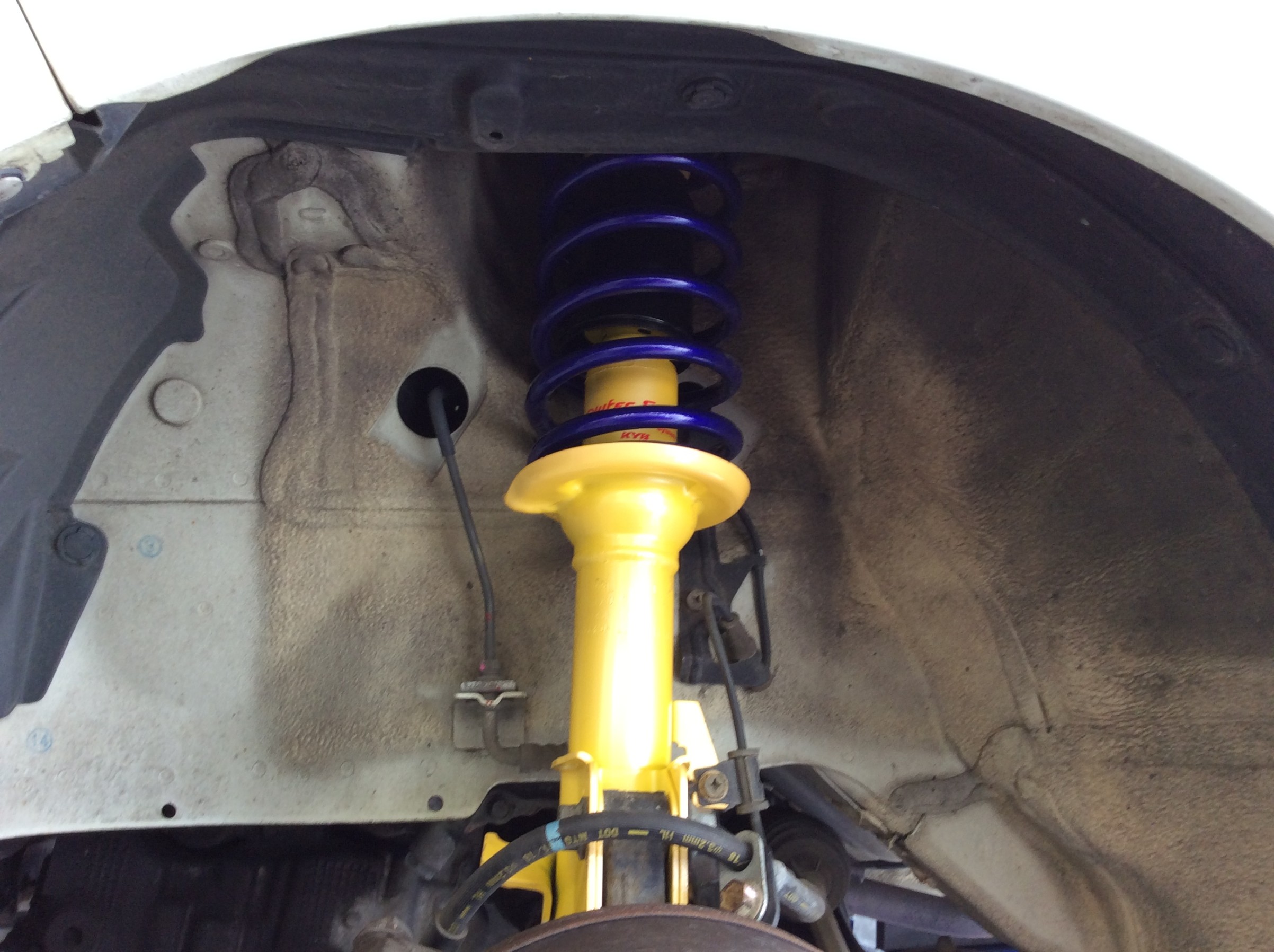 パレットSW MK21S ショックアブソーバー交換します！ | スズキ