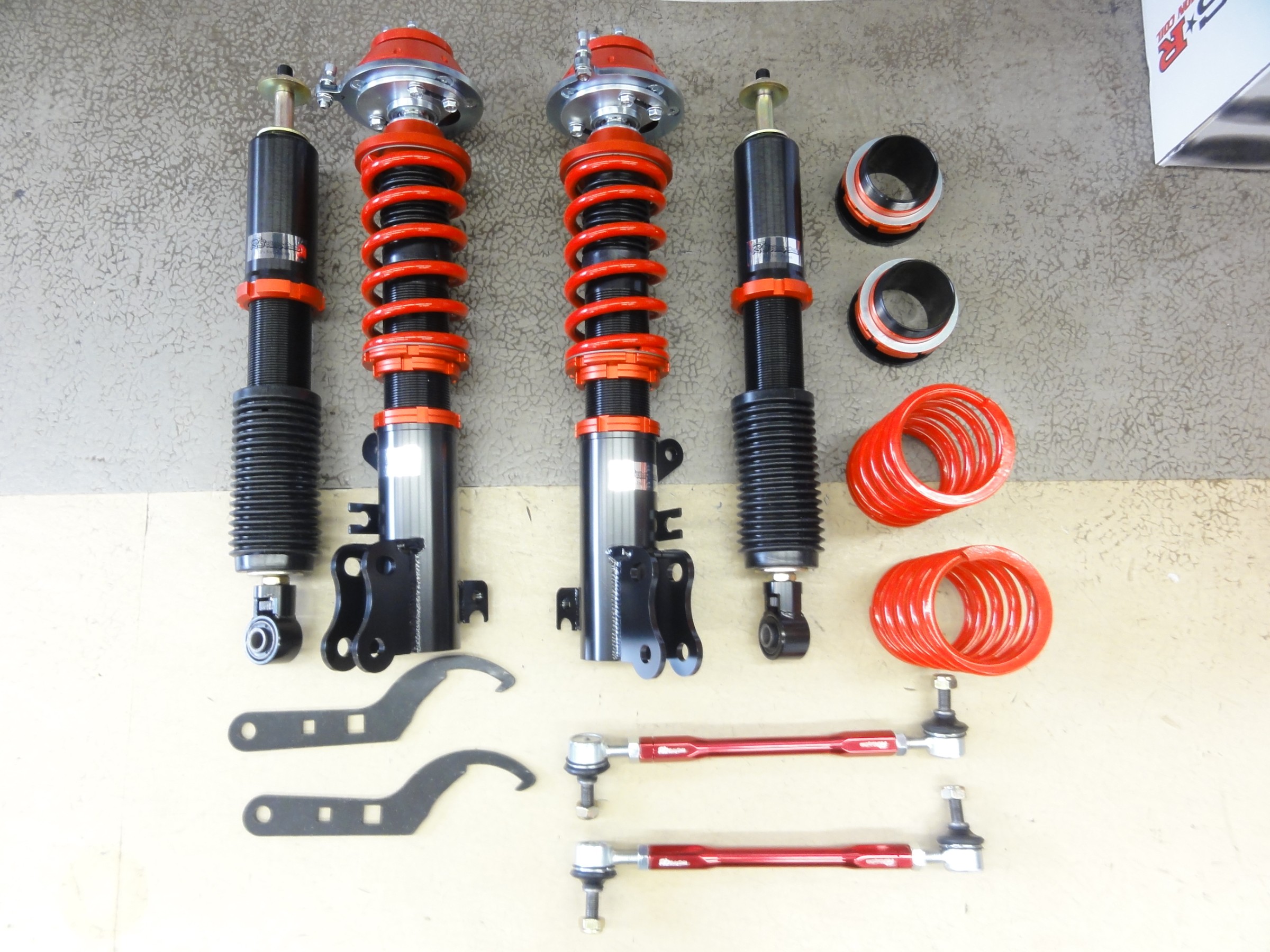 アルトワークス（HA36S）アールズ製車高調とリヤキャンバーシム装着