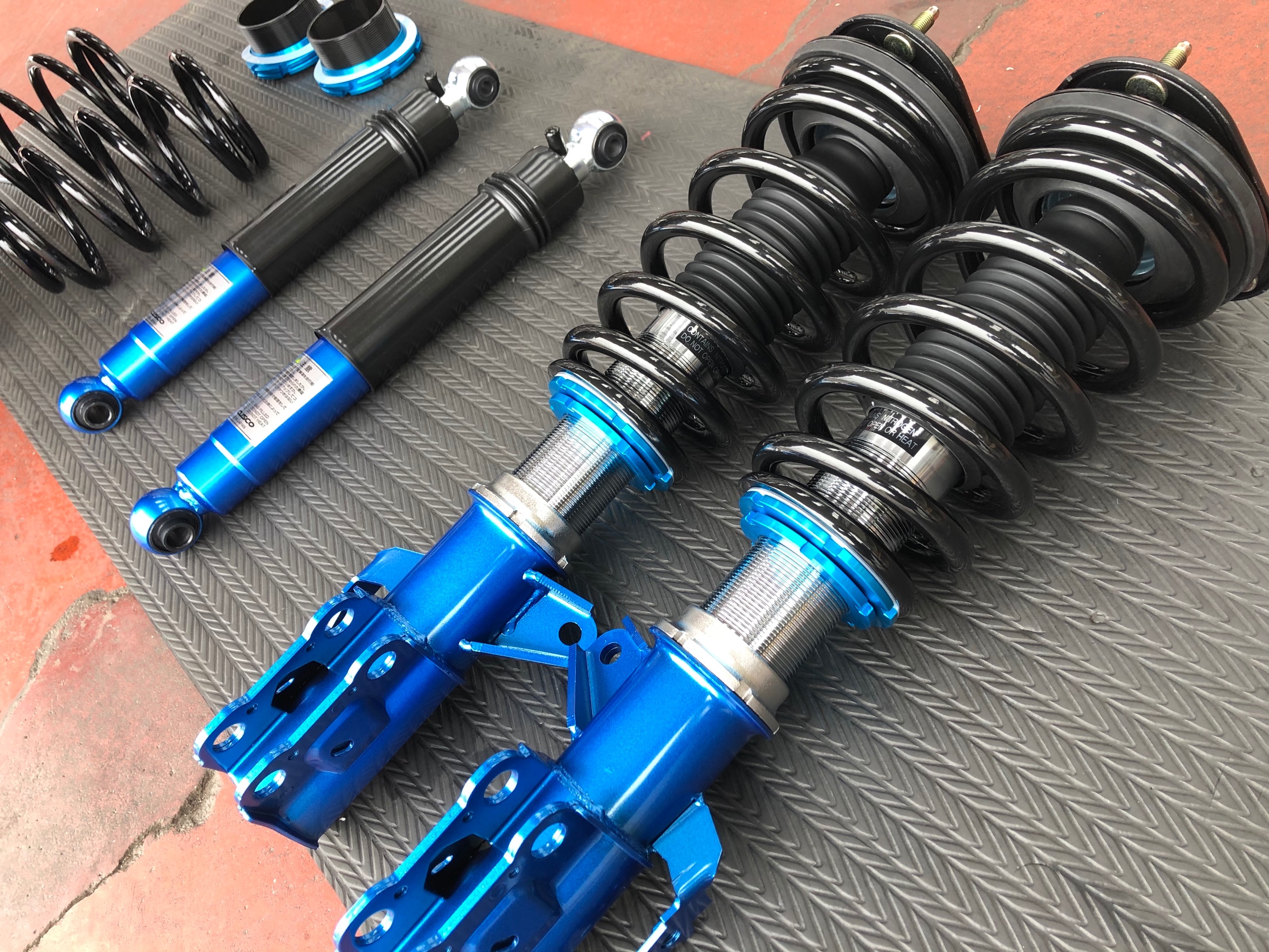 ☆CUSCOクスコ ヴァカンツァ☆ANH10W MNH10W☆10系アルファード