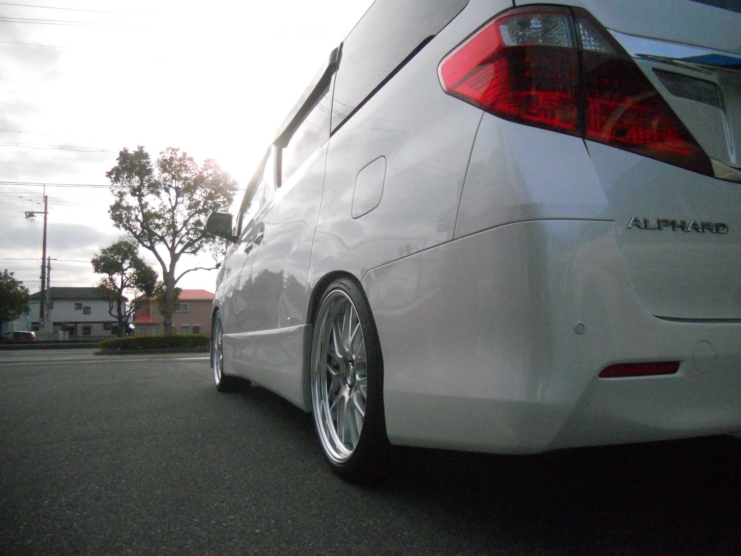 トヨタ 20系アルファード HKS車高調』取付 ＆ 防錆コーティング施工