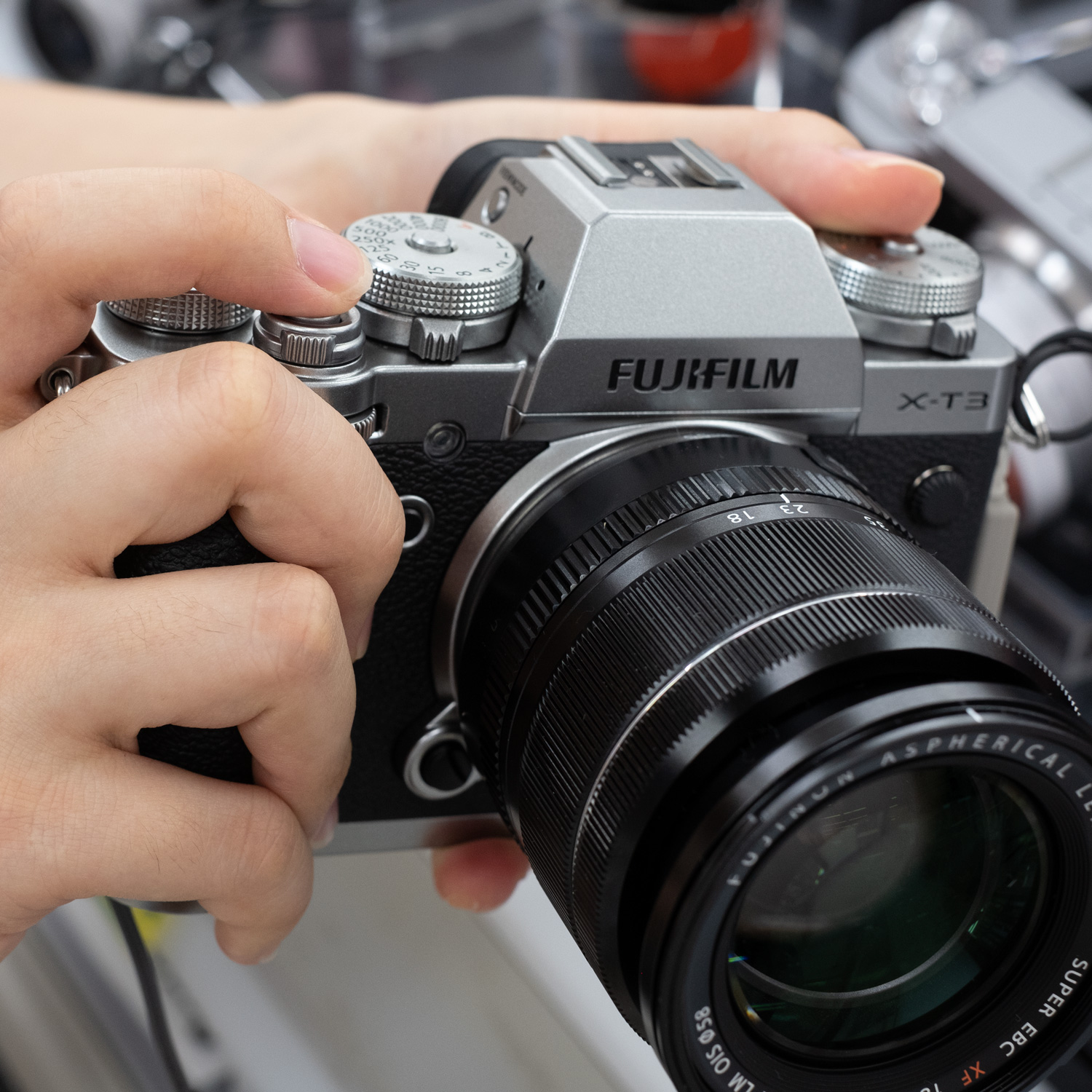 FUJIFILM X-T3を店頭で触って来た！これは買いだわ。 | Cola Blog
